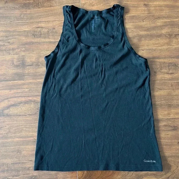 ⭐️3/$15 French Connection  Tank top - Picture 1 of 5